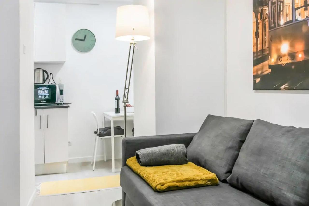 Home4U - Secret Studio In City Center Lisbon Exterior photo